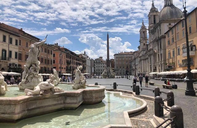 Attico Pasquino, Roma home with a view