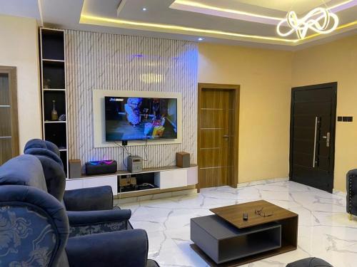 August Mansion in Harmony Est, Oluyole Ext, Elebu, Off Alao Akala Expressway