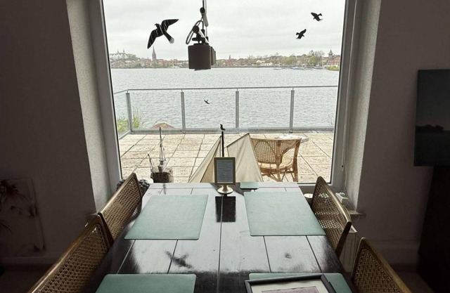 Auguste Viktoria vacation apartment - Holiday apartment directly on the Großer Plöner See