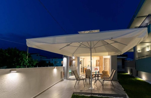 Aura Apartments