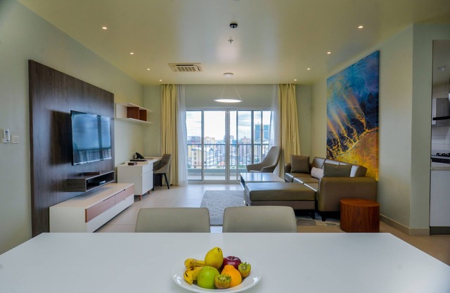 AURA SUITES