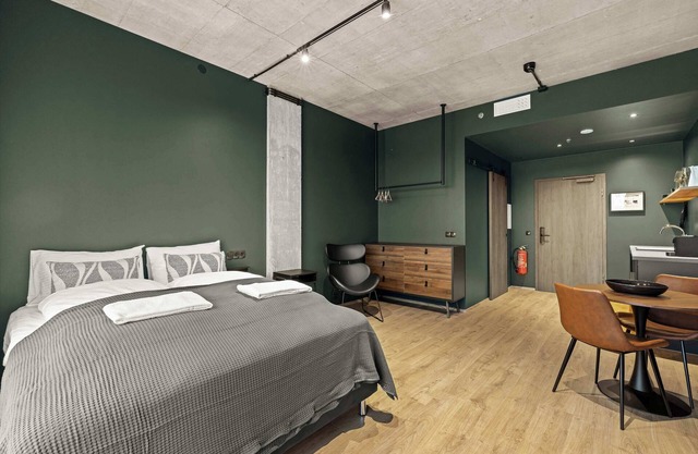 Aurora Nooks - Superior Studio for 2 - free parking