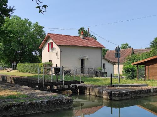 Authentique maison éclusière