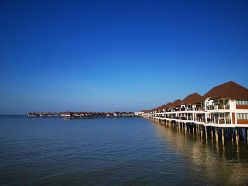 Avani Sepang Goldcoast Resort Family Villa