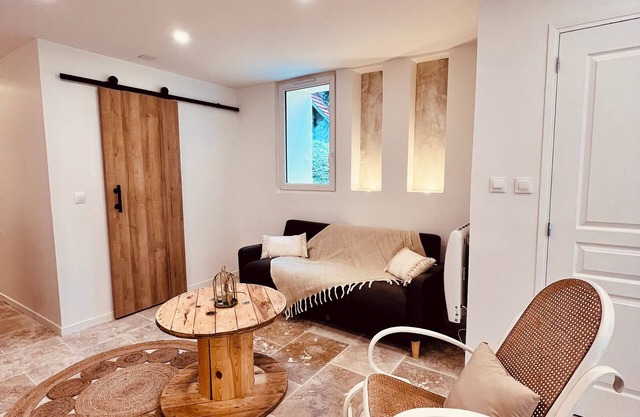 Aveny Spa House