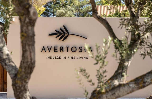 AVERTOSIA Luxury Villas