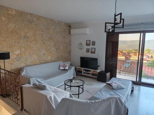 Avgerinos Ηome BREAKFAST BASKET COMPLIMENTARY