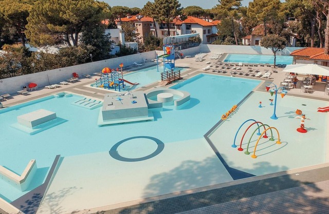 Awesome home in Lido di Spina FE