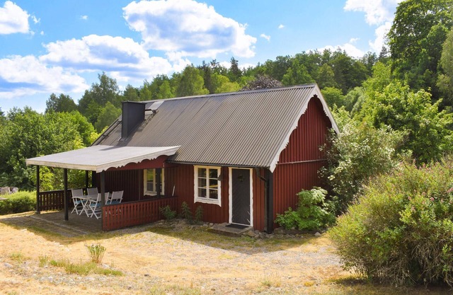 Awesome home in Backaryd