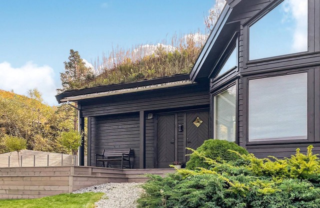 Awesome home in Bjoa with WiFi
