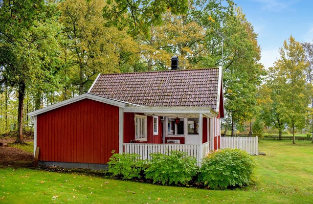 Awesome home in Bolmsö with WiFi