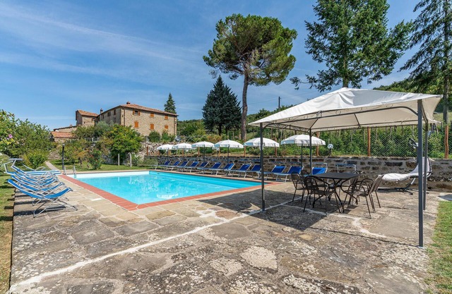 Awesome home in Cortona