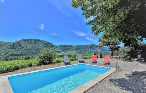 Awesome Home In Flaviac With Wifi