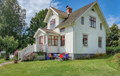 Awesome Home In Frändefors