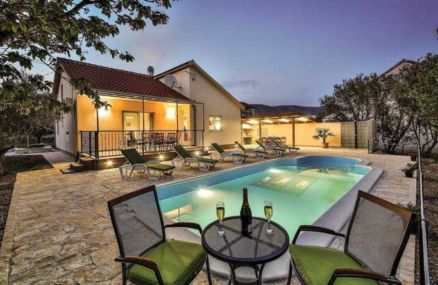 Awesome home in Kastel Stafilic