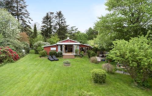 Awesome Home In Hundested With Kitchen