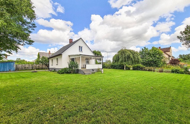Awesome home in Lövestad