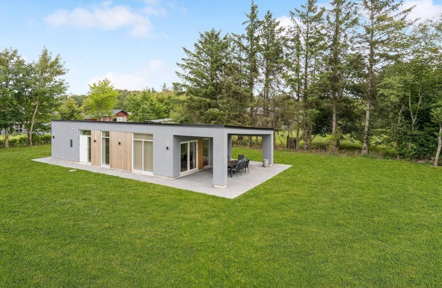 Awesome home in Nibe with kitchen