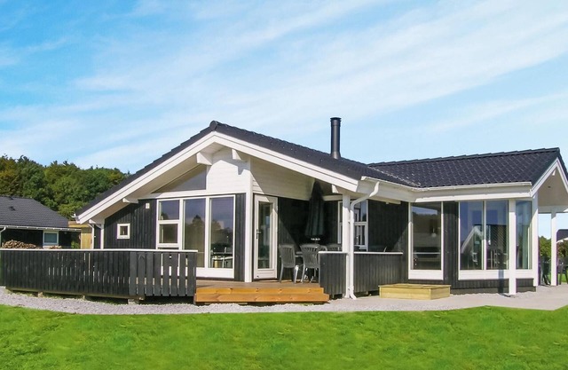 Awesome home in Rudkøbing with sauna