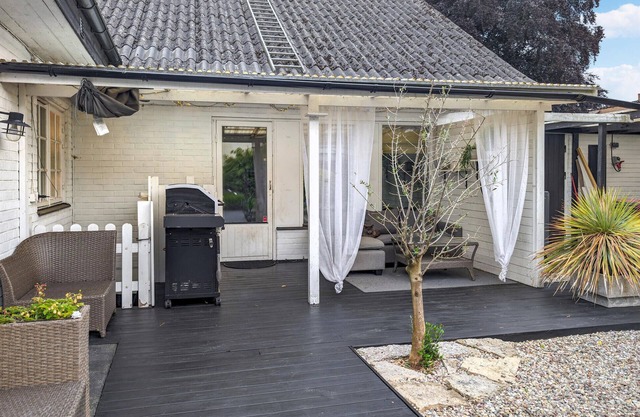 Awesome home in Tomelilla with WiFi