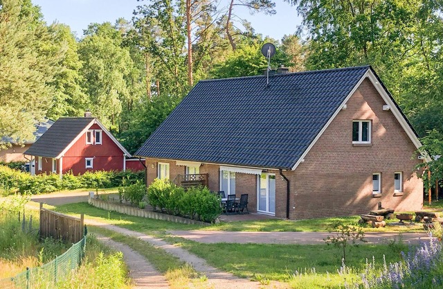 Awesome home in Wittstock with kitchen