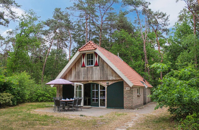 Awesome home in Steenwijk - De Bult
