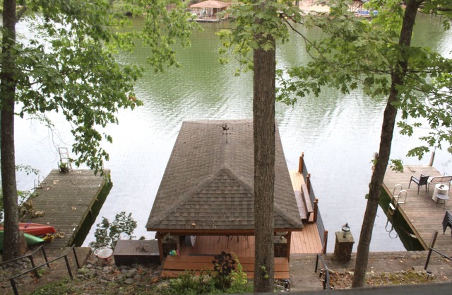 Awesome Waterfront Townhome on Lake DeSoto