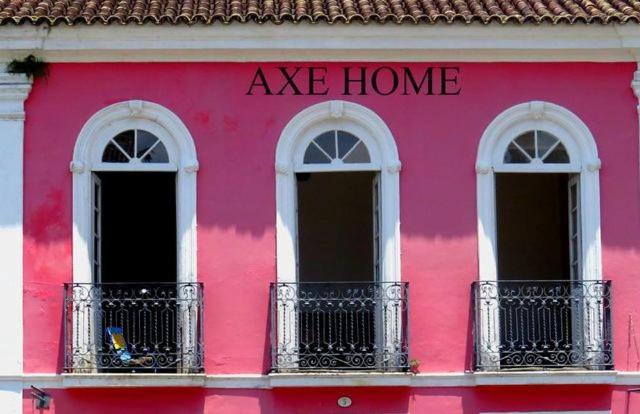 AXÉ HOME - frente à Praça do Pelourinho