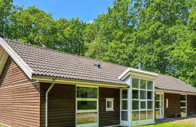 "Axel" - 1.2km from the sea by Interhome