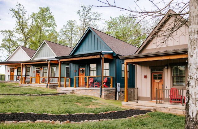Azalea & Blackberry Cabins