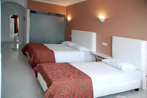 Azayla Hotel