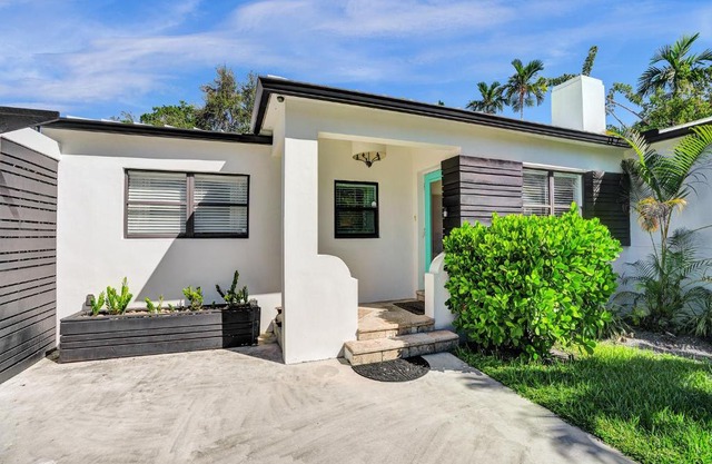 AZZURE 10 Mins to South Beach Miami 4 Bedroom Villa