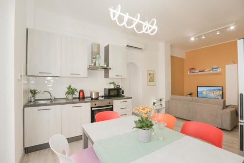 Azzurro Adriatico in Genova Est