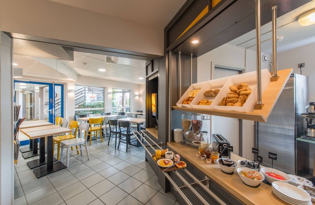 B&B HOTEL Blois Sud Vineuil