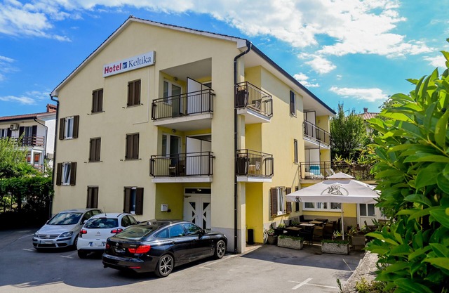 B&B Keltika -