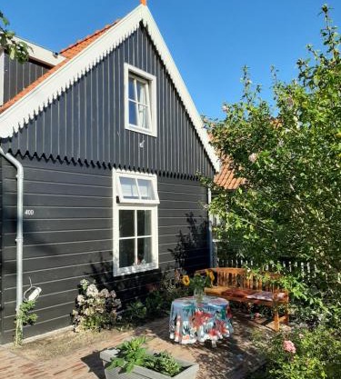 B & B Tulp Amsterdam Noord