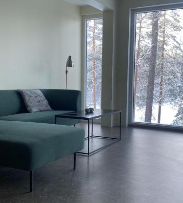 B1 Lakeside Suite 74m2