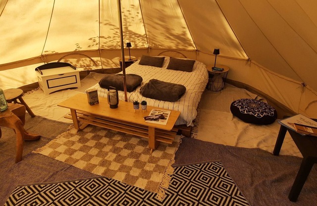 Back-to-Nature - Glamping Zonnebloem A back-to-basics experience