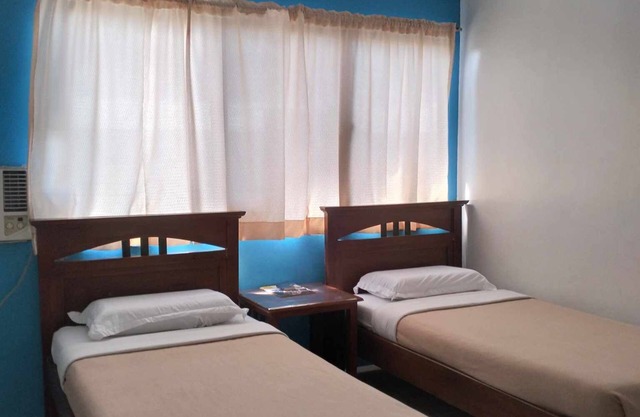 BACOLOD KING'S HOTEL