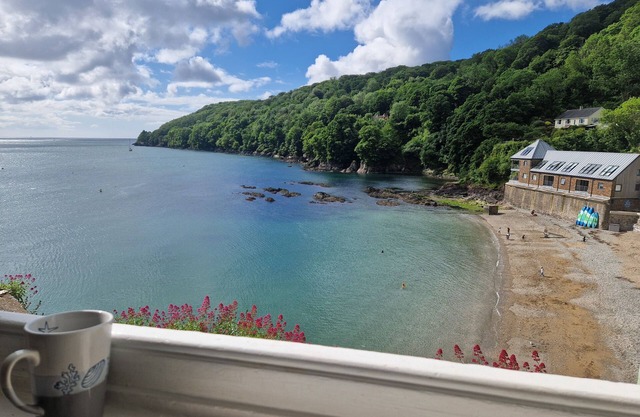 BALCONY COTTAGE, family friendly in Kingsand And Cawsand
