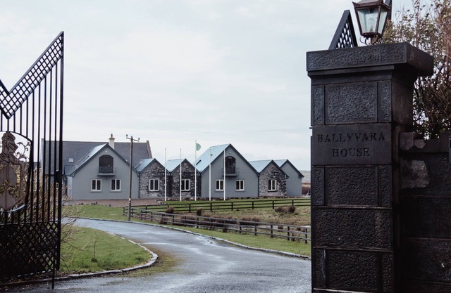 Ballyvara House - a two story that sleeps 28 guests in 11 bedrooms