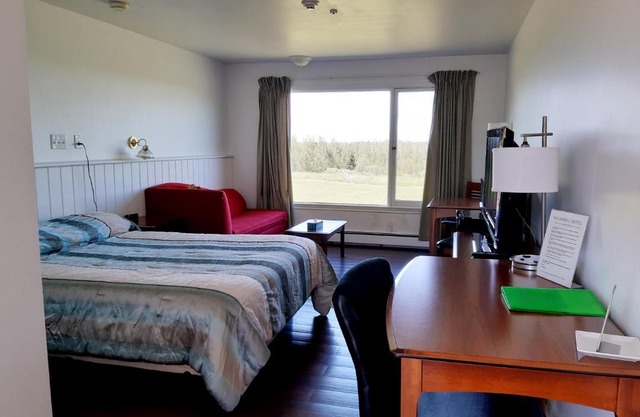Balmoral Motel