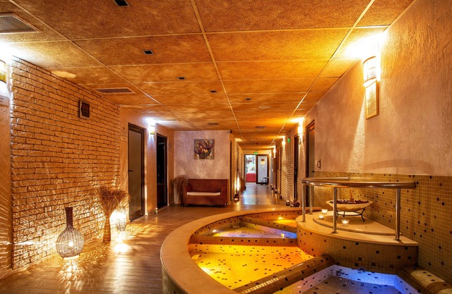Balneo Complex & Spa Aquatonik