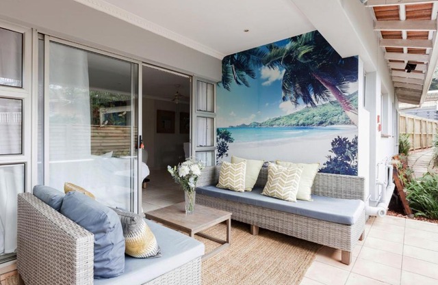 Banana palm luxury cottage