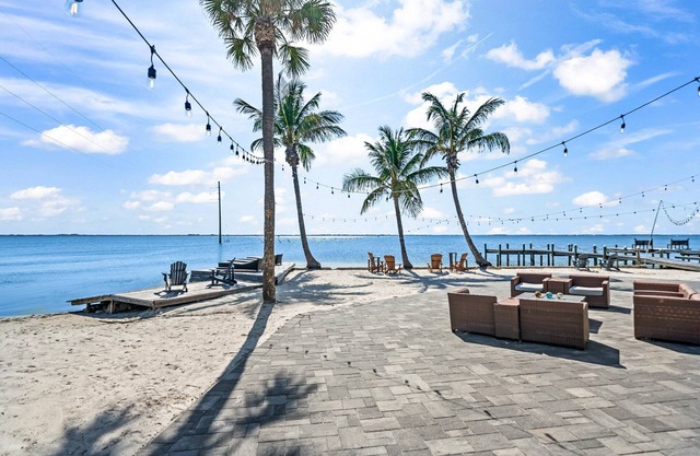 Banana River Resort