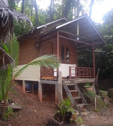 batu putih cottage karimunjawa