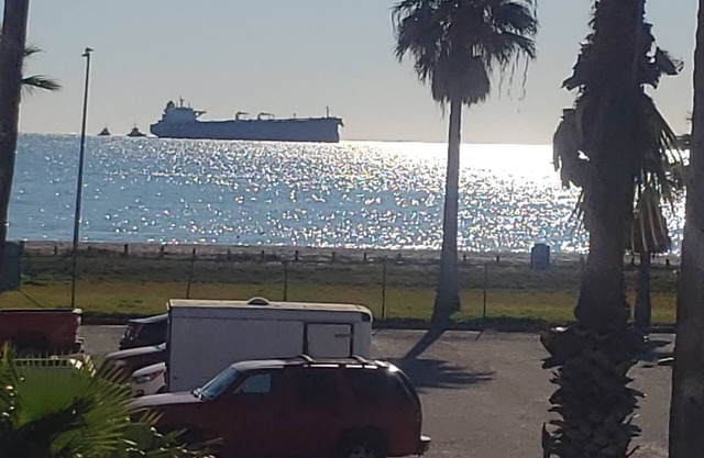 Bay View Condo 1142 is Close to Beach and the Heated Pool with a view of the Bay