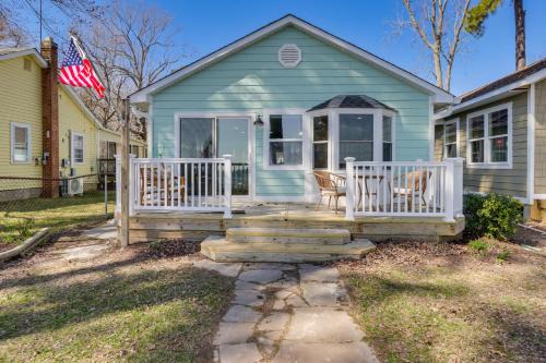 Bayfront Maryland Retreat with Deck, Near Beaches!