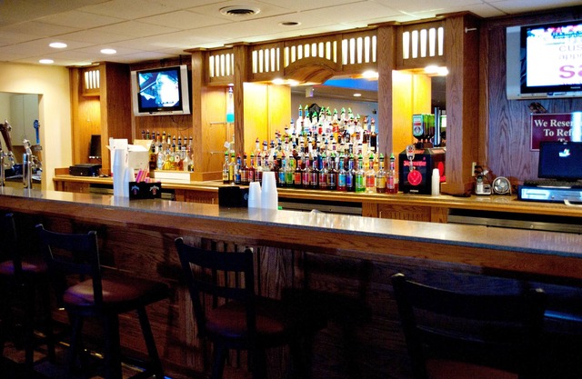 Baymont by Wyndham Jamestown Conference Center & Water Park