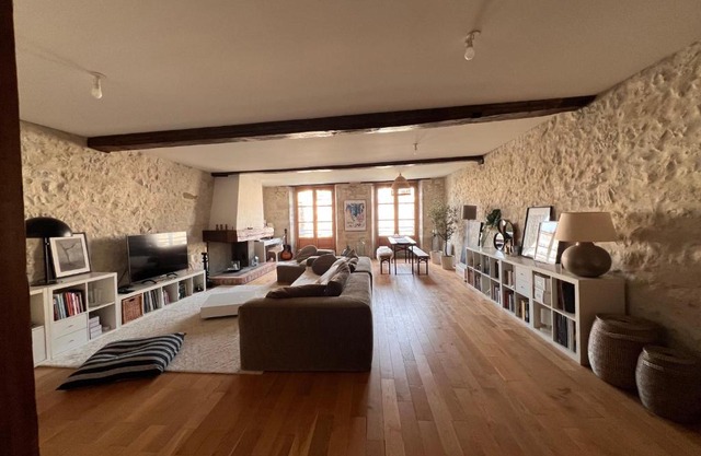 Bayonne centre Grand appartement sur les quais